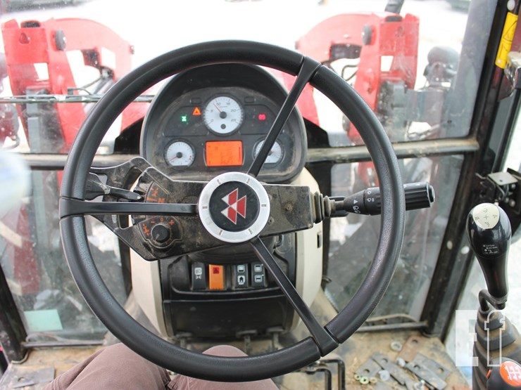 massey-ferguson-4710-image-11
