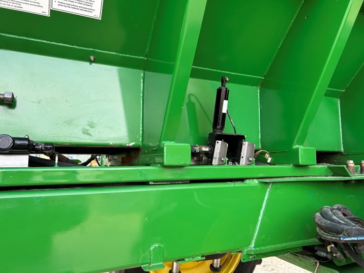 2012-john-deere-4940-image-73