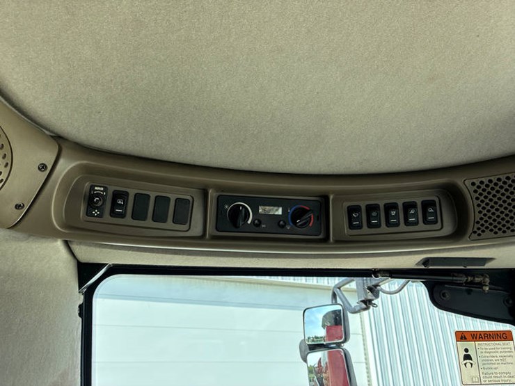 2007-case-ih-8010-image-112