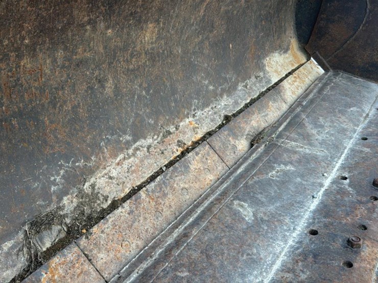 #2857-•-cat-loader-bucket*-image-7