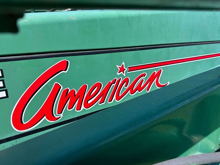 white-american-80-image-16