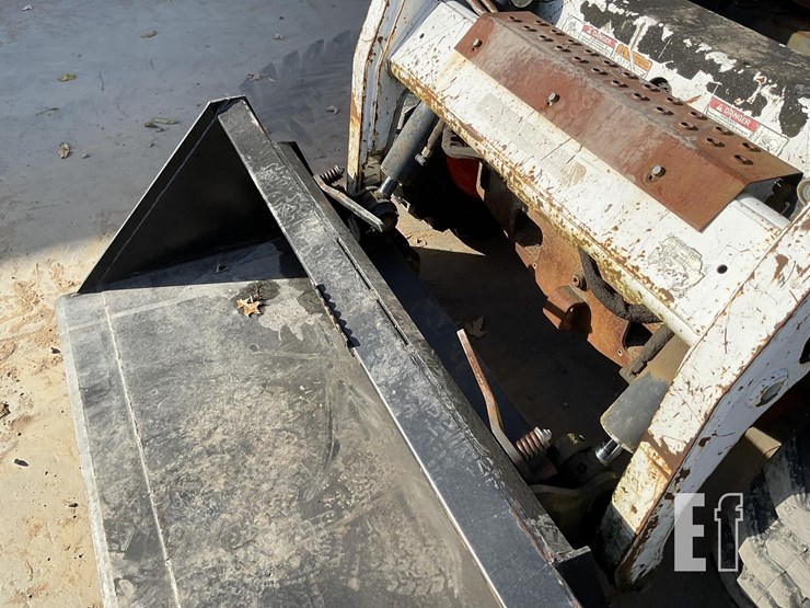 2006-bobcat-s150-image-10