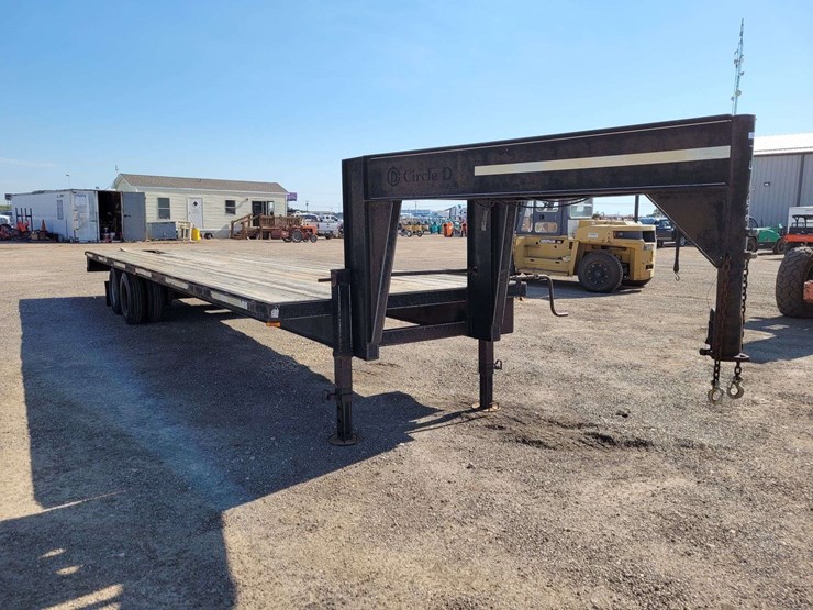 unknown-trailer-image-3