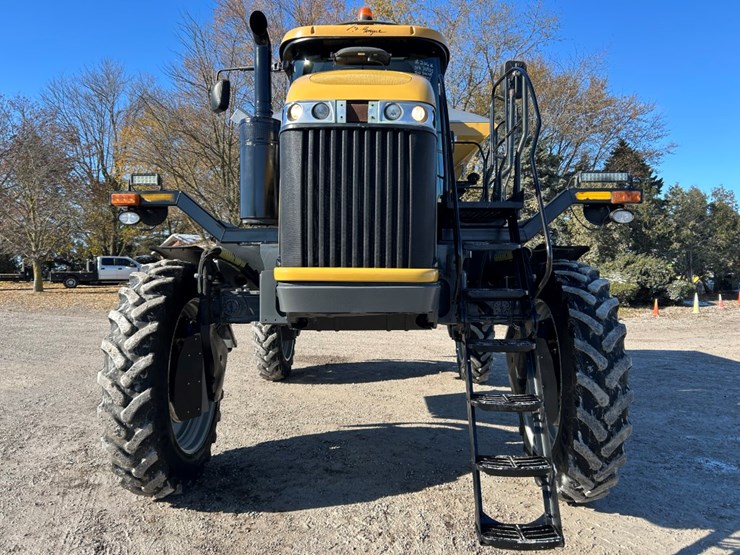 2016-ag-chem-rg1100b-image-5