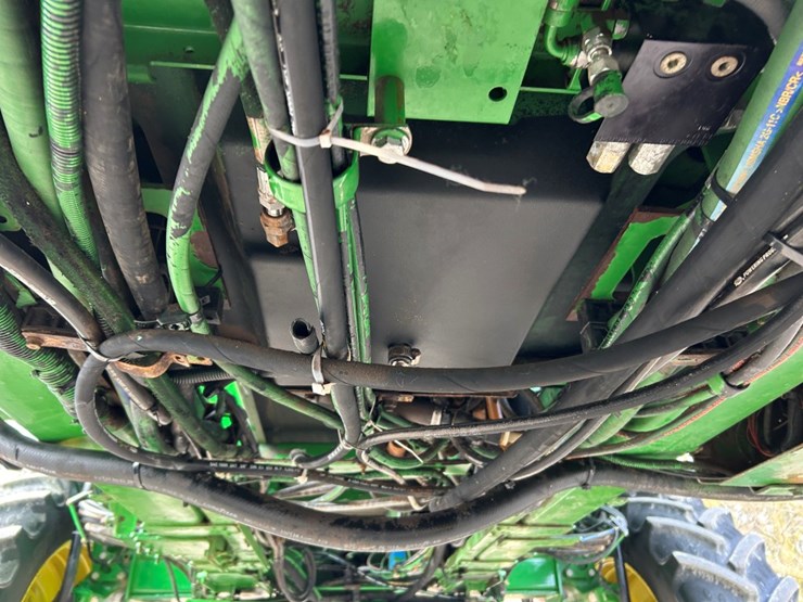 2012-john-deere-4940-image-92