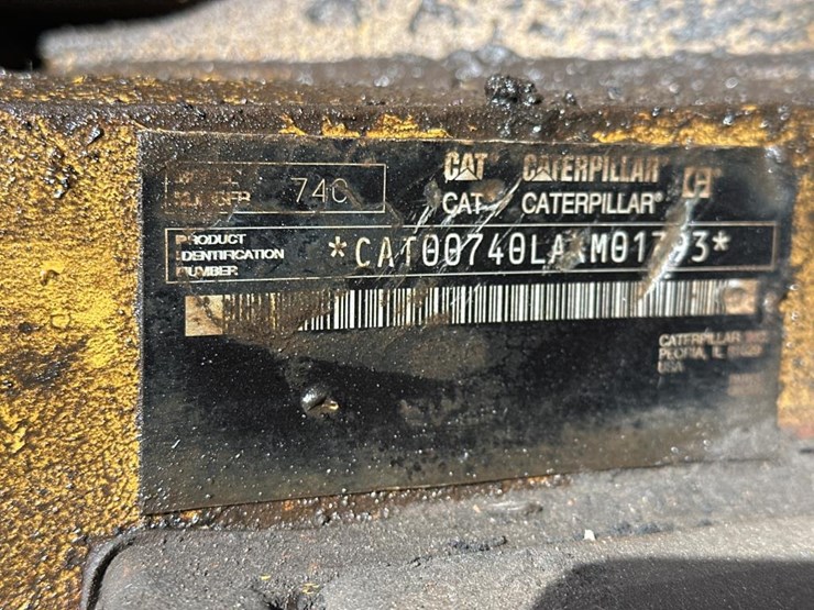 2005-caterpillar-740-image-63