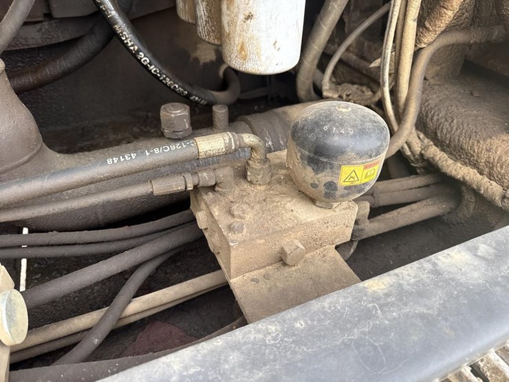 #1881-•-2020-volvo-ec480e-excavator-image-29