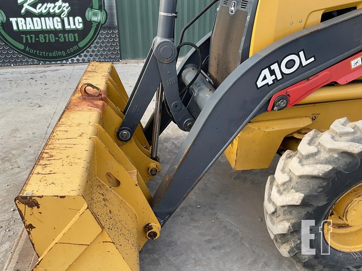 2019-deere-410l-image-10