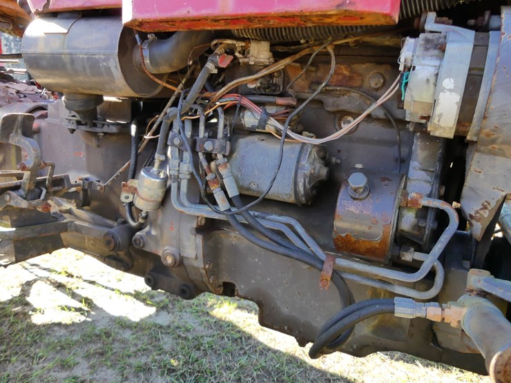 massey-ferguson-240-image-9