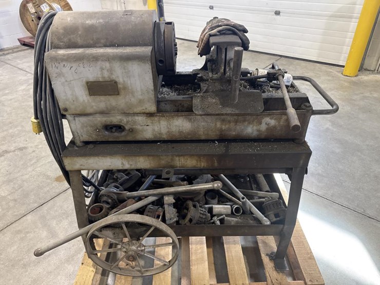 #3875-•-oster-mfg-pipe-threader-image-8