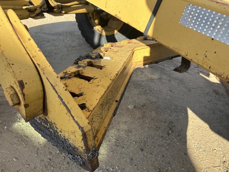 1984-caterpillar-140g-image-25