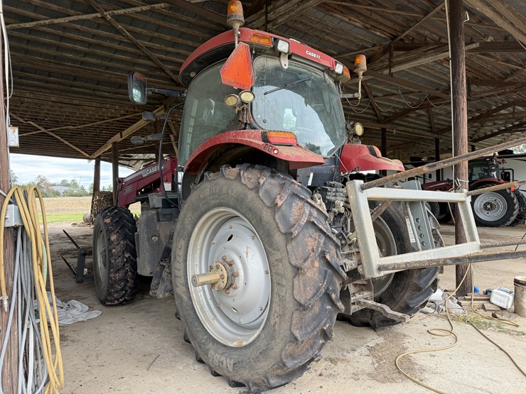 2012-case-ih-puma-145-image-5