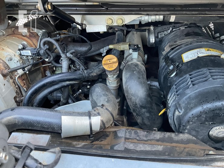 2014-takeuchi-tl10-image-20