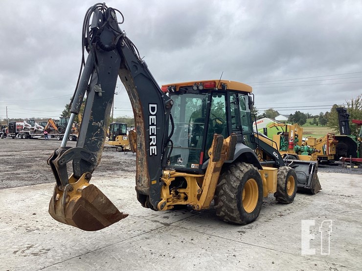 2019-deere-410l-image-4