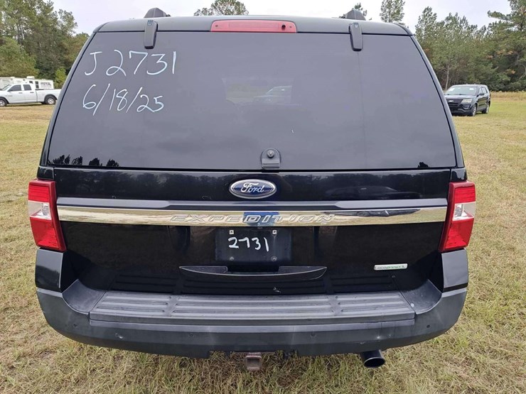 2016-ford-expedition-image-37