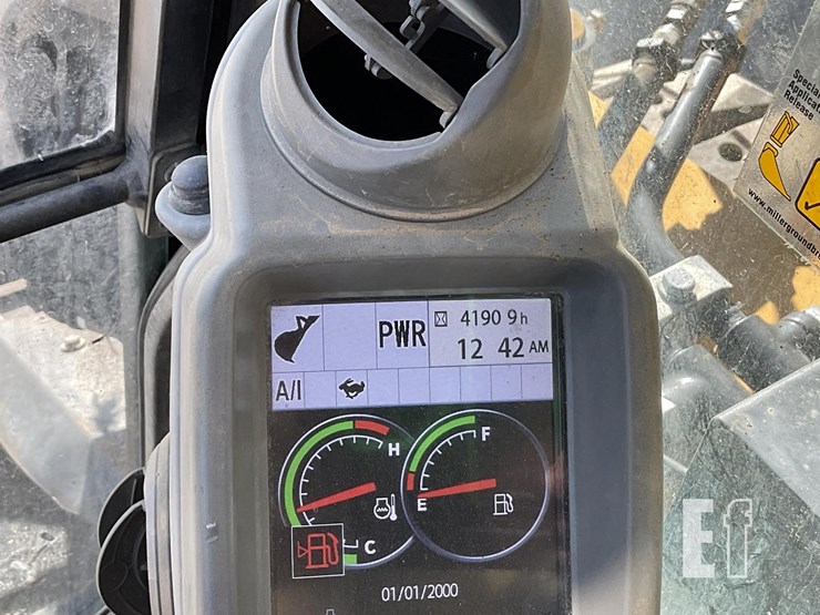 2020-deere-85g-image-20