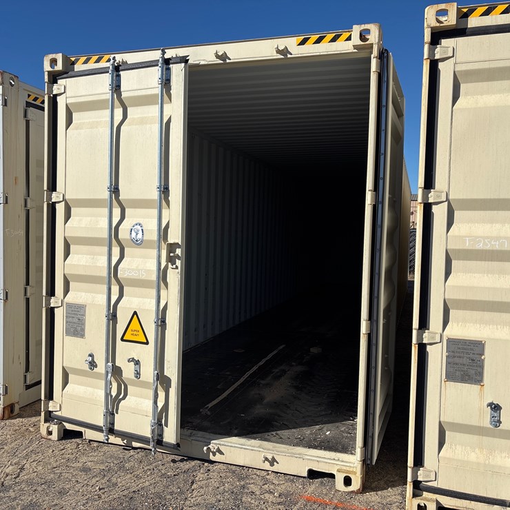 #30015 • 40FT HIGH CUBE CONTAINER