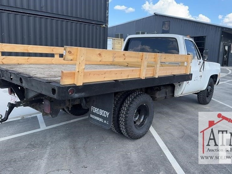 1980-chevrolet-dually-flatbed-image-3