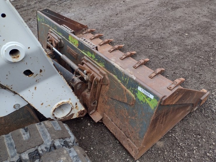 bobcat-t870-image-18