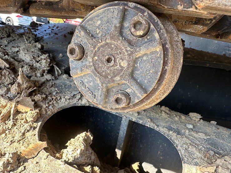 #32825-•-volvo-ec200e-crawler-excavator-image-9