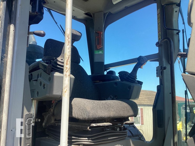 2009-caterpillar-140m-image-14