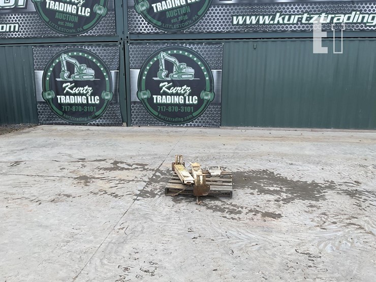 bobcat-rear-stabilizer-image-1