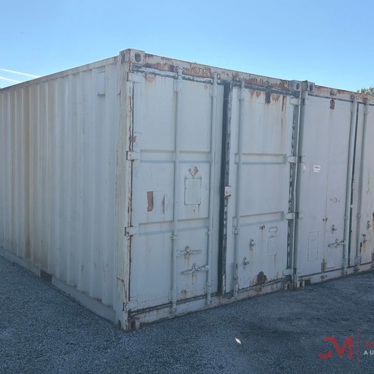 (2) 20' CONTAINERS JOINED