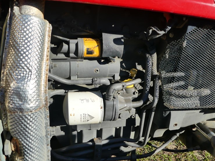 massey-ferguson-4710-image-5