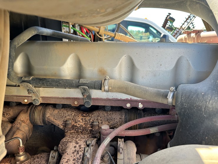 #32746-•-2014-mack-chu-t/a-daycab-truck-tractor-vin:-1m2an07y4em016702-image-58