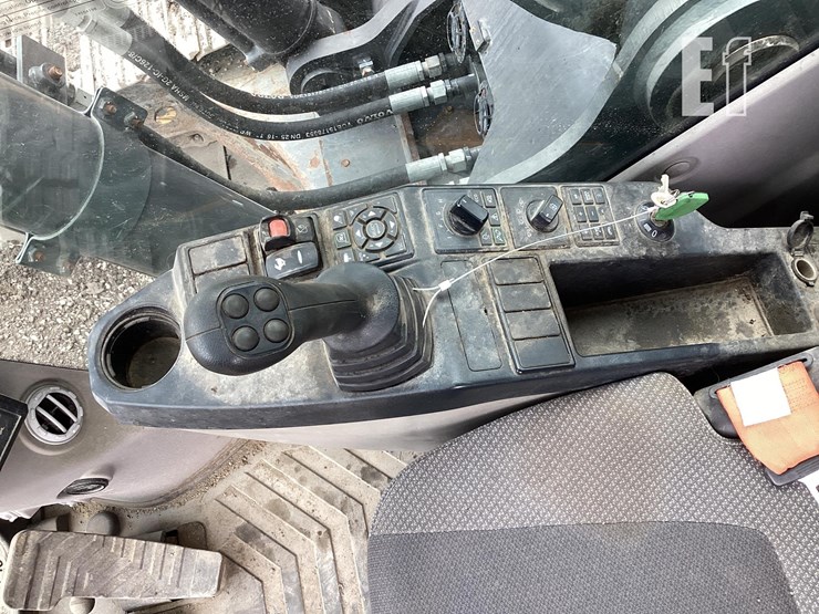 2018-volvo-ec250el-image-16