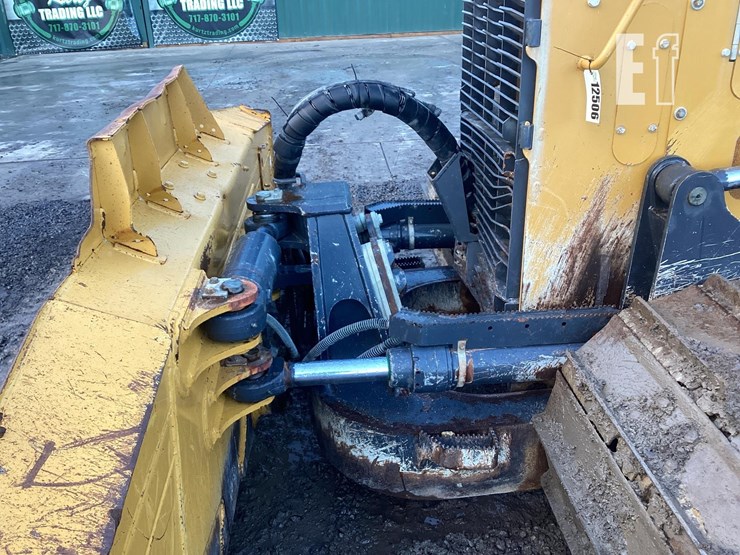 2021-deere-750l-image-10