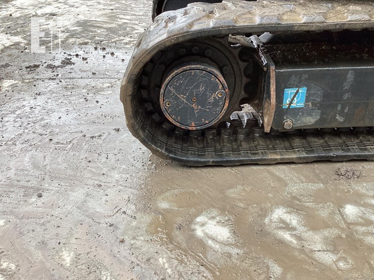 2020-deere-26g-image-13