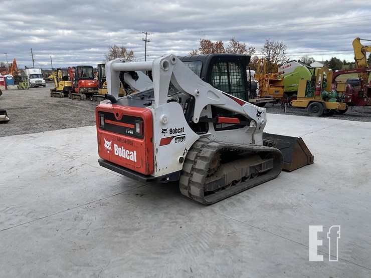 2021-bobcat-t740-image-4