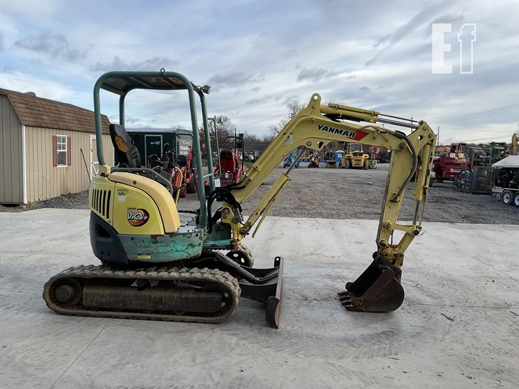 2008-yanmar-vio27-image-5