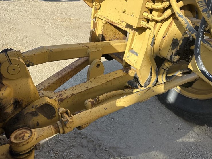 1984-caterpillar-140g-image-28