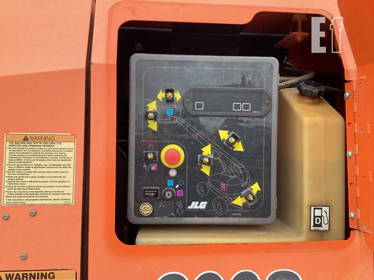 2007-jlg-600s-image-11