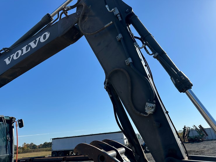 #32824-•-volvo-ec160e-crawler-excavator-w/hydraulic-thumb-image-43
