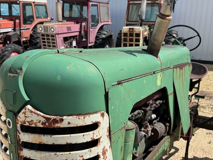 oliver-super-88-gas-row-crop-image-28