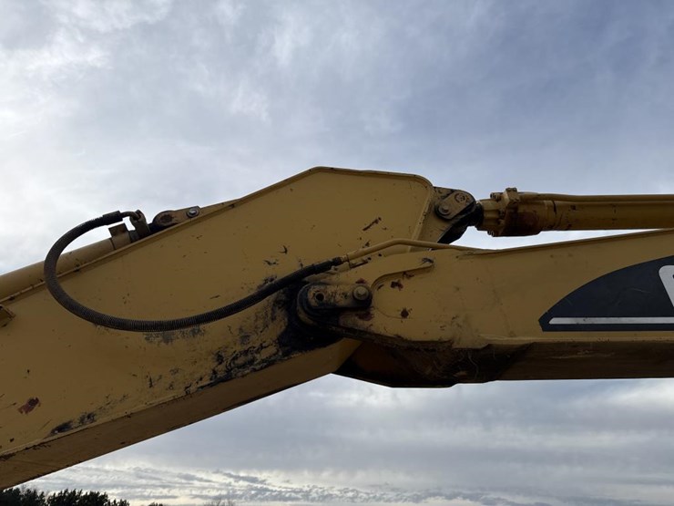 2004-caterpillar-325cl-image-15