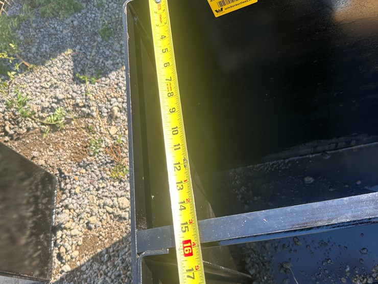 #32736-•-3'x3'-flashboard-pipe-riser-image-9