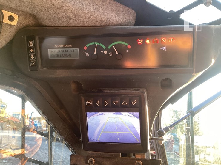 2021-deere-325g-image-18