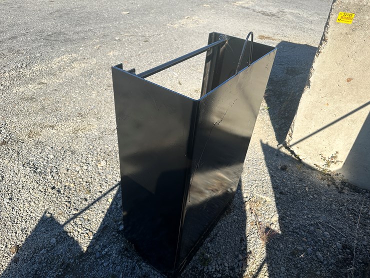 #32730-•-2'x3'-flashboard-pipe-riser-image-4