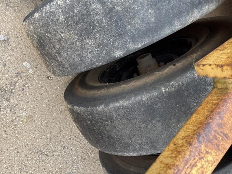 #1909-•-southwest-sr13-towable-compactor-image-14