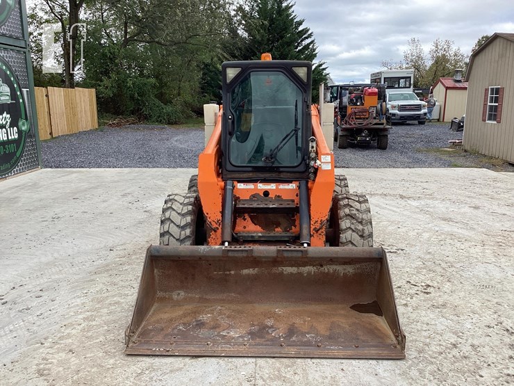 2005-bobcat-s220-image-7