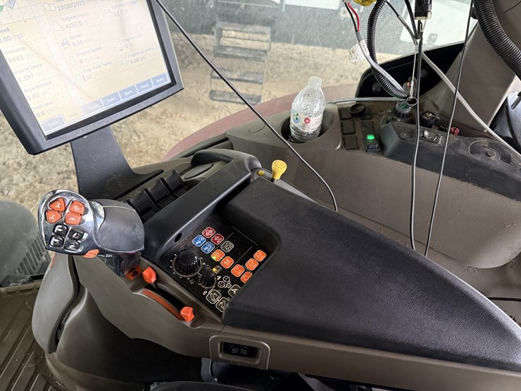 2016-case-ih-2016-image-15