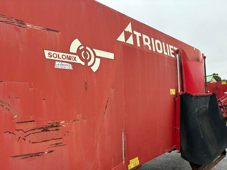 trioliet-salomix-200l-mixer-wagon-image-4