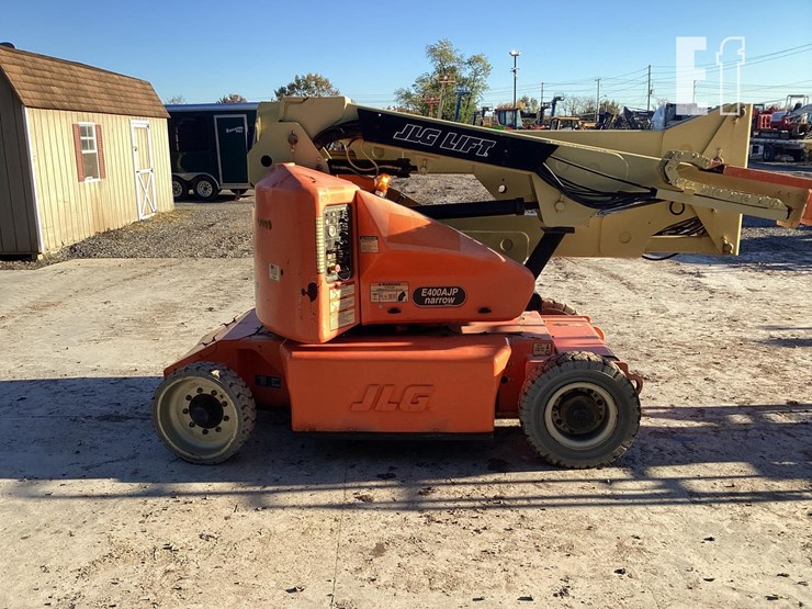 2008-jlg-e400ajpn-image-5