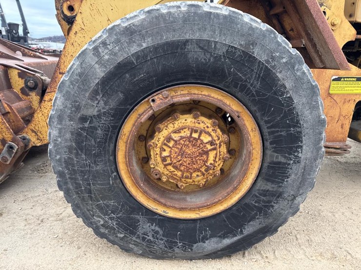 1988-caterpillar-936e-image-67