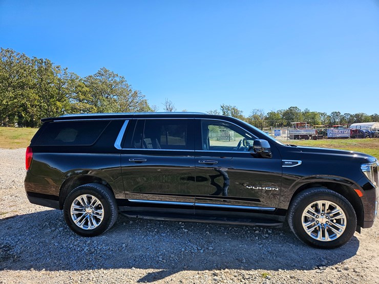 2022-gmc-yukon-xl-image-17