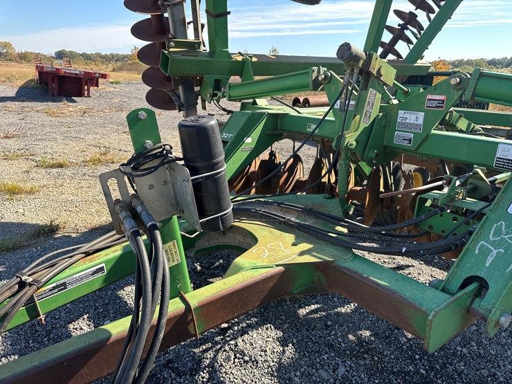 john-deere-637-image-34
